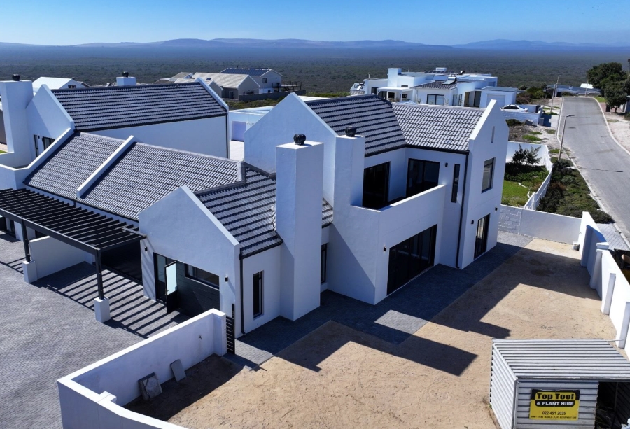 3 Bedroom Property for Sale in Yzerfontein Western Cape